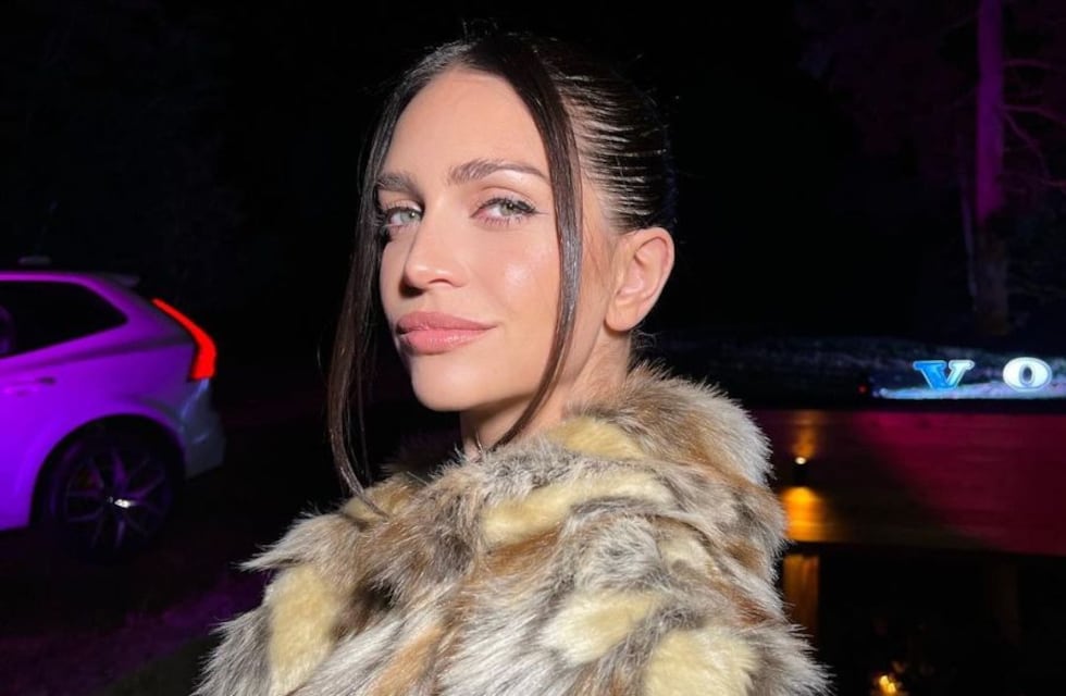 Zaira Nara sorprendió en las redes con un minishort de jean y un top blanco
