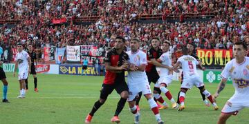 El Negro mejoró en el segundo tiempo y se alzó con un triunfo merecido en la cancha de Patronato.