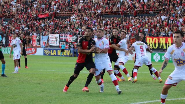 El Negro mejoró en el segundo tiempo y se alzó con un triunfo merecido en la cancha de Patronato.
