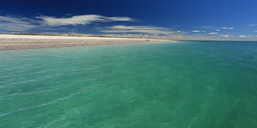 La Playa Punta Perdices es ideal para desconectar el fin de semana largo.