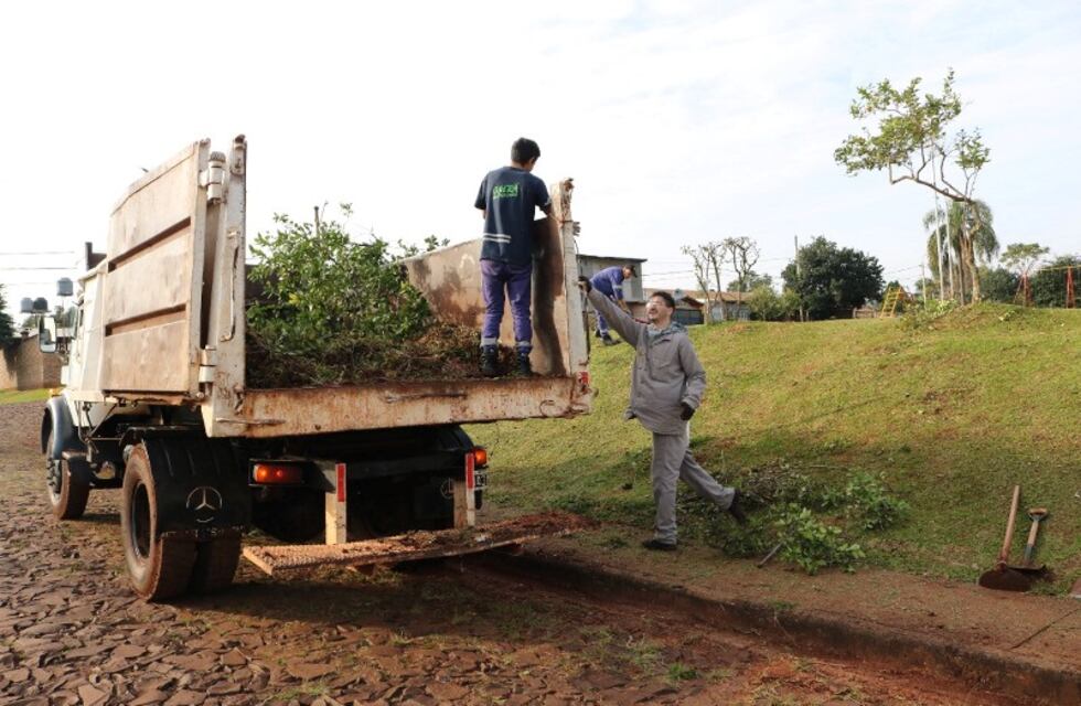 Realizaron mantenimientos de espacios públicos en Oberá