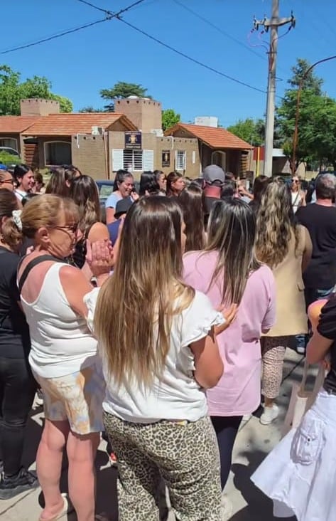 Familias reclamaron avances en la causa por presuntos abusos vinculados a un jardín de Carlos Paz. Gentileza: Encuentros vcp