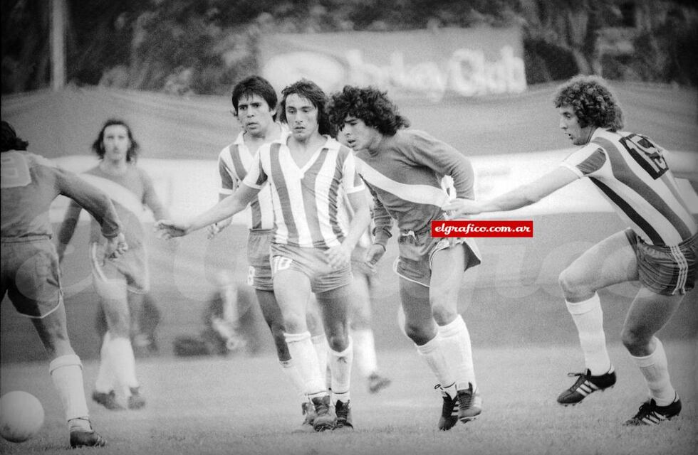 El recuerdo del Colorado Marchini, con su relato en el debut de Diego Maradona