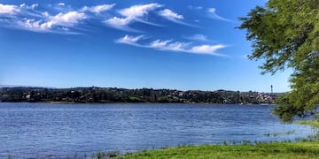 Costanera, lago San Roque en Villa Carlos Paz.