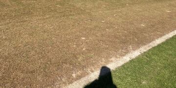 El estado del campo de juego horas antes del encuentro.