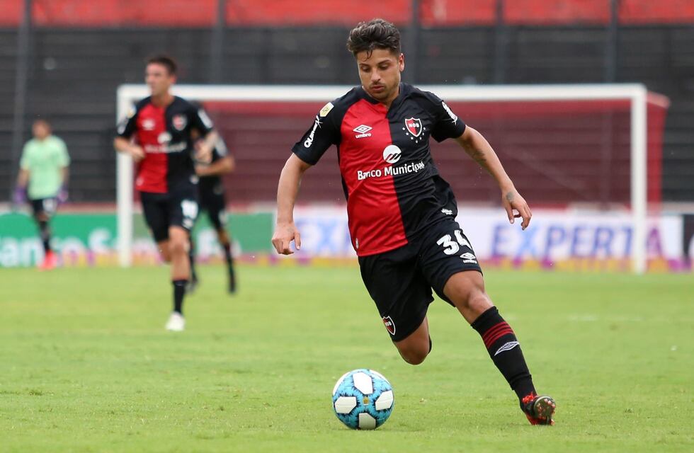 Palacios seguirá en Newell’s al menos hasta la finalización del torneo