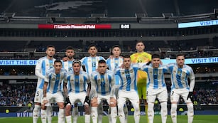 La formación de la selección argentina ante El Salvador. Foto: AFA