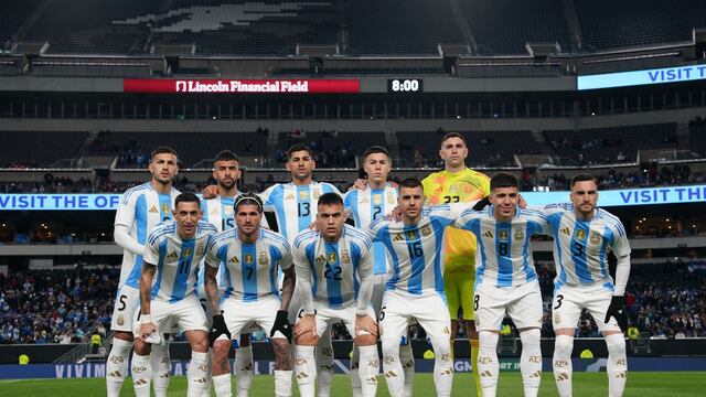 La formación de la selección argentina ante El Salvador. Foto: AFA