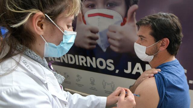 Esta semana llegarán casi 5 millones de vacunas. (Foto: Orlando Pelichotti)