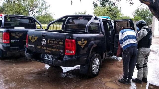 Cayó una organización que vendía drogas en Cruz del Eje y era dirigida por tres policías