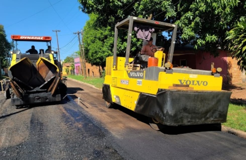 Ejecutan una serie obras viales en Puerto Iguazú