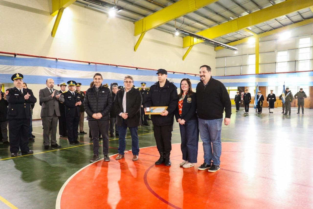 Becerra destacó la “profunda vocación de servicio a la Nación de la Policía Federal"
