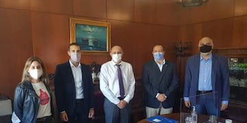 Gestionan fondos para una terminal de ómnibus en Pérez (Facebook)