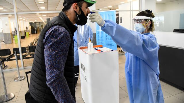 Controles de coronavirus en Aeropuerto de Rosario (Gobierno de Santa Fe)