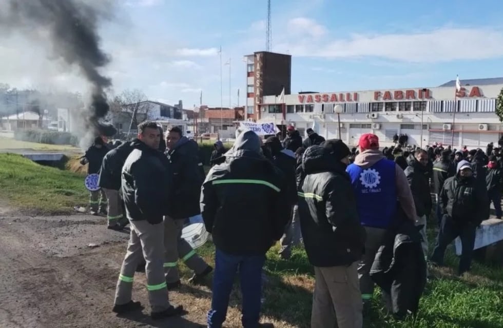 Vassalli no cumplió el acuerdo y vuelve el conflicto con 280 trabajadores