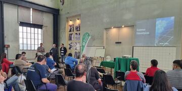 Comenzó el curso de instalación de paneles solares