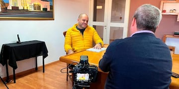 En Bouwer, Leonardo Cositorto dialogó con el periodista Roberto Battaglino, de El Doce.