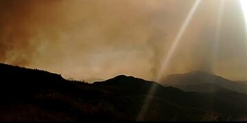Las lluvias colaboraron con los bomberos que combatían los incendios en Córdoba. (Foto / Gobierno de Córdoba)