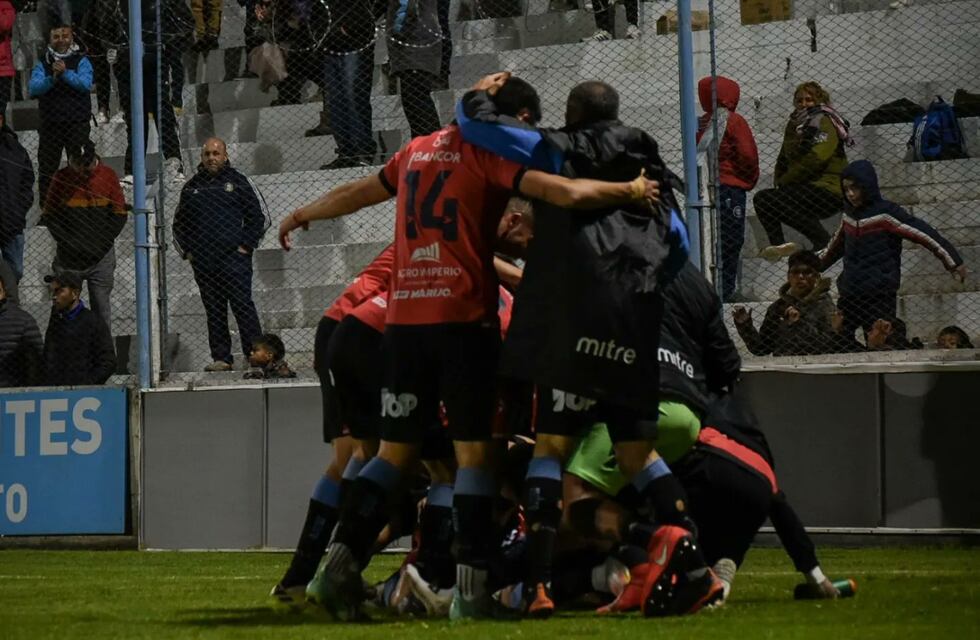 Con Nacho Abraham entre los once, Estudiantes de Río Cuarto le ganó a San Martín de San Juan