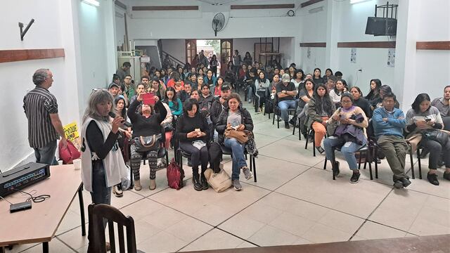 La asamblea extraordinaria del CEDEMS votó a favor de declarar paro por tiempo indeterminado a partir de este martes.