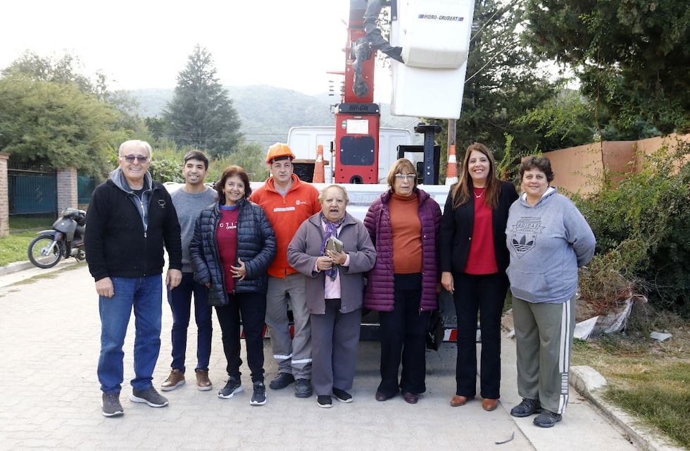 Avanza “VCP Ilumina 2” con mejoras en el alumbrado público del Distrito Sur de Villa Carlos Paz