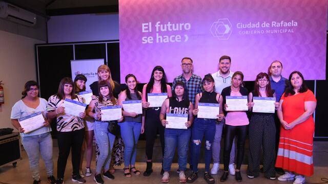 Entregaron certificados de Santa Fe Más