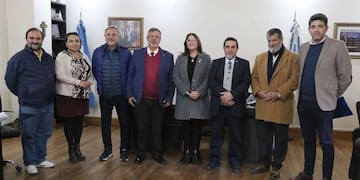 Los responsables del primer "fellowship" (un programa de estadía de perfeccionamiento largo)en cirugía laparoscópica en Tucumán