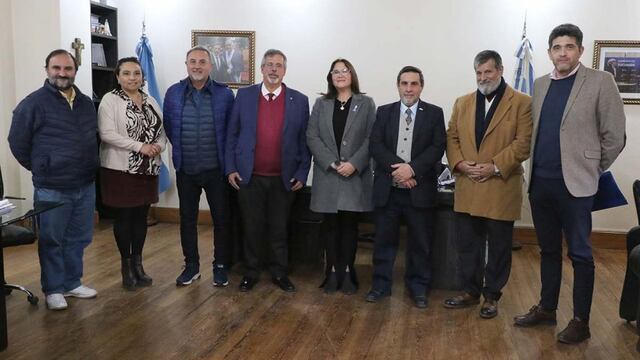 Los responsables del primer "fellowship" (un programa de estadía de perfeccionamiento largo)en cirugía laparoscópica en Tucumán