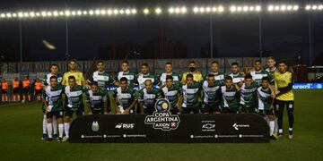 El plantel completo formo en la foto oficial. (Foto: Prensa Sportivo Belgrano)
