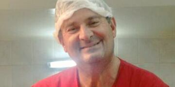 Profundo pesar entre pacientes amigos y colegas produjo la muerte del doctor Jorge Chrabalowski de 53 años por complicaciones de Covid 19.