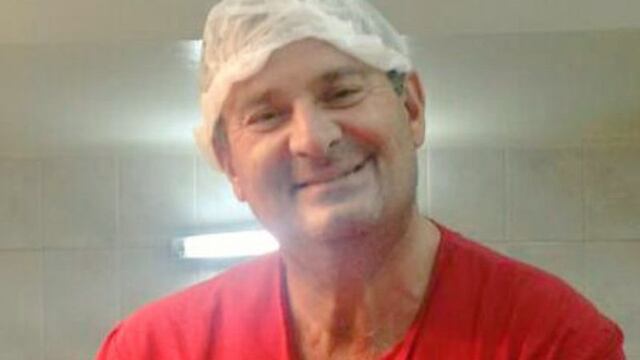 Profundo pesar entre pacientes amigos y colegas produjo la muerte del doctor Jorge Chrabalowski de 53 años por complicaciones de Covid 19.