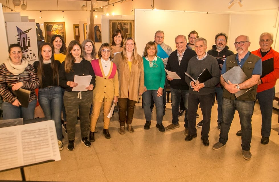 El Coro Municipal de Tres Arroyos ensaya para sus próximas presentaciones