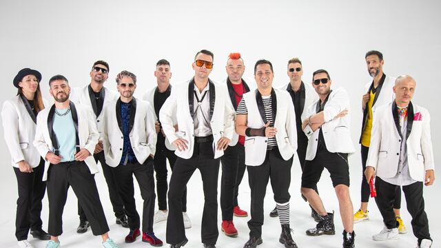 Los Caligaris, de elegante sport circense. (Prensa Los Caligaris)