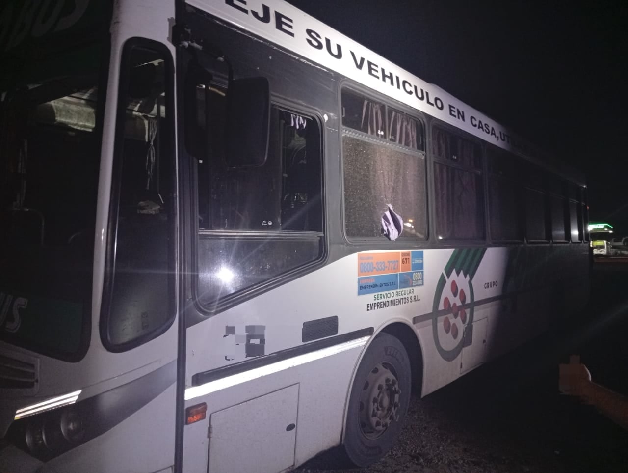 El siniestro vial se produjo en las calles Sierras Grandes y Costa Rica, en barrio Yapeyú.