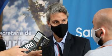 El secretario de Turismo, Alejandro Grandinetti, destacó que no hubo despidos en el sector durante 9 meses.