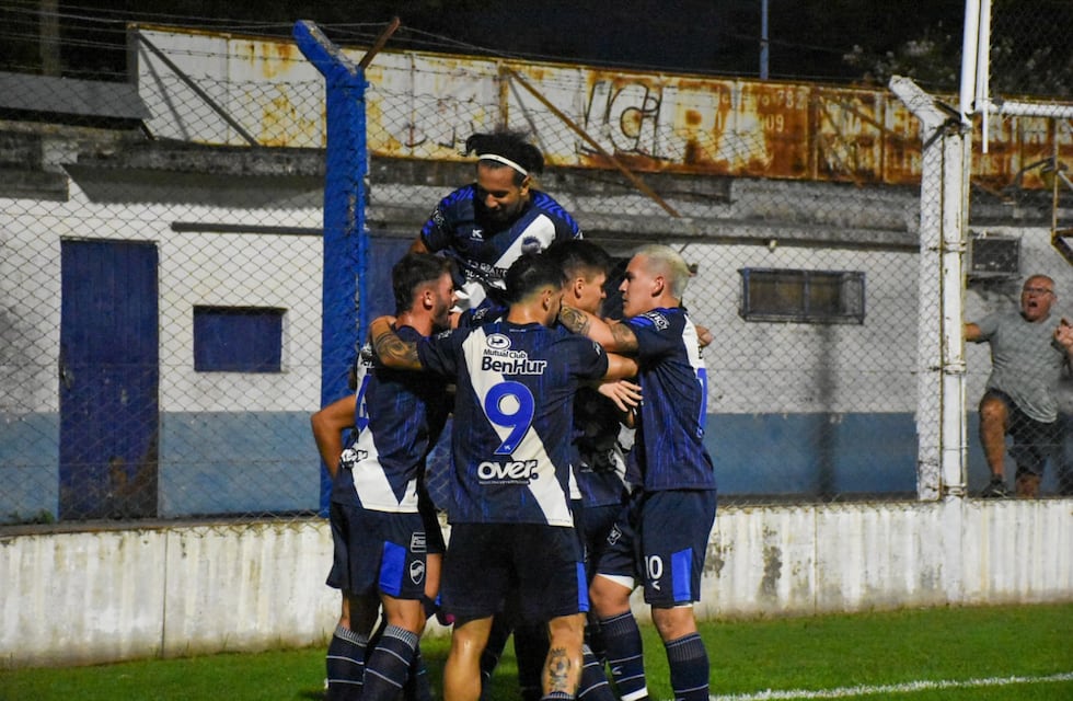 Torneo Federal Amateur: Ben Hur goleó y clasificó a la final de la Zona Litoral Sur