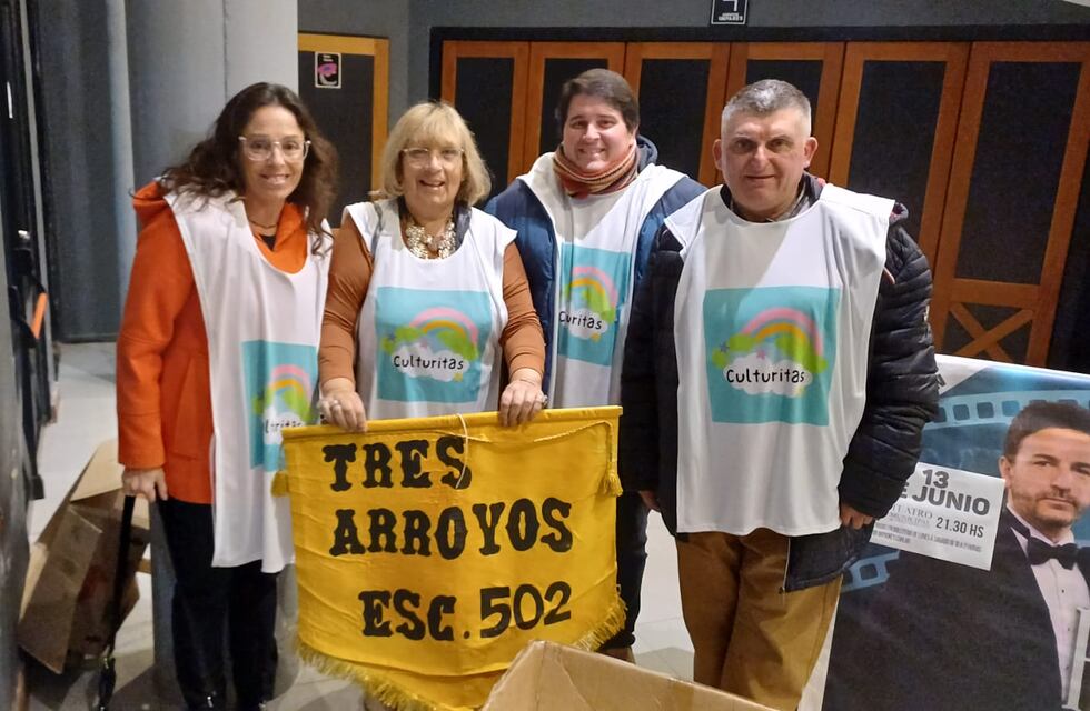 Héroe Lírico Pop se presentó en Tres Arroyos a beneficio de la Escuela Nº 502