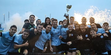 Belgrano festejó en Uruguay el título conquistado al vencer en la final a Danubio. (@Belgrano)