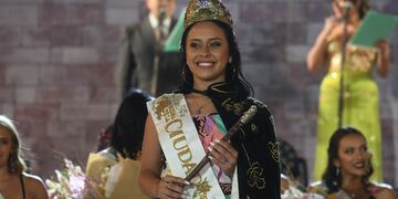 Vendimia Capital 2023 coronó como reina de la Ciudad de Mendoza a Noelia Volpe. Foto: José Gutiérrez / Los Andes