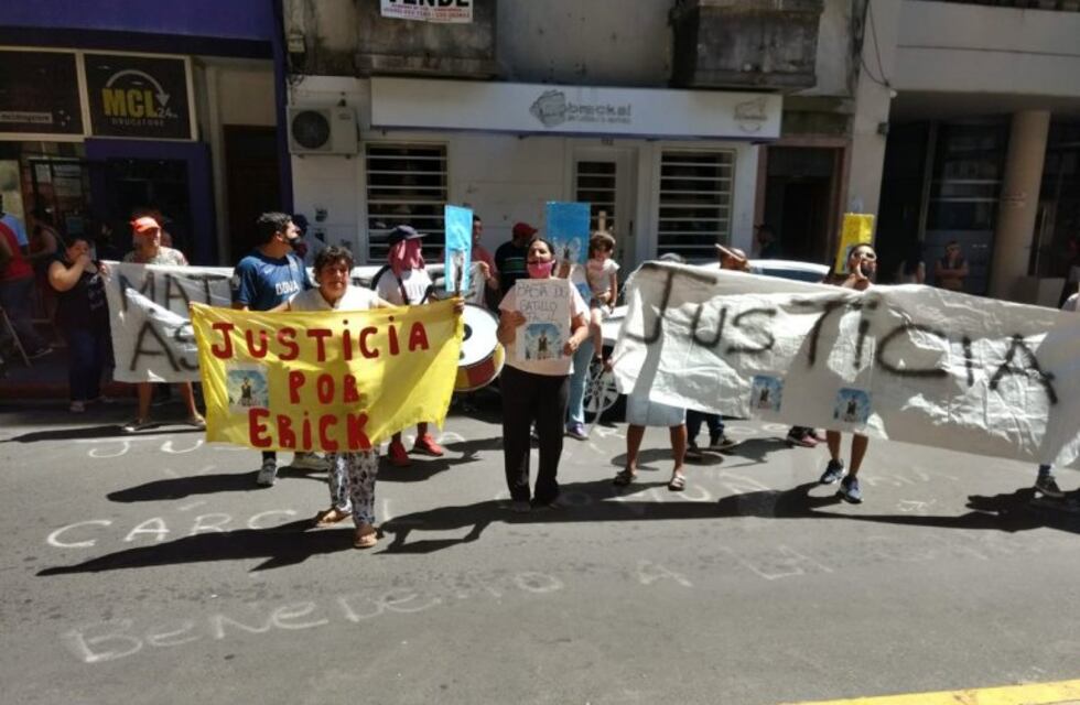 Caso Valdez: familiares y amigos se manifestarán este jueves frente a Tribunales