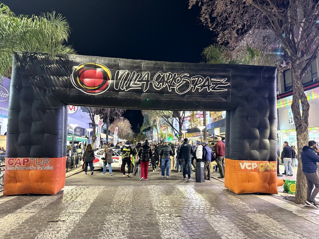 Villa Carlos Paz recibió a las “Leyendas del Rally”