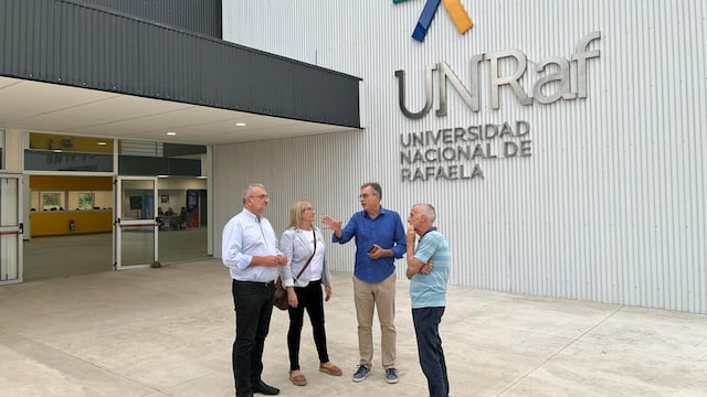 Luis Castellano recorrió el nuevo edificio de la UNRaf