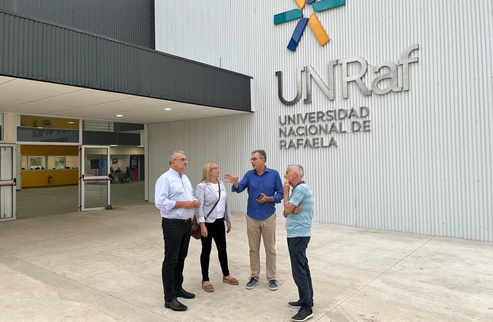 Luis Castellano recorrió el nuevo edificio de la UNRaf