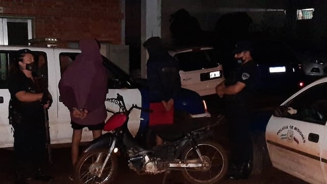 Robaron un celular y amenazaron con un cuchillo a una mujer