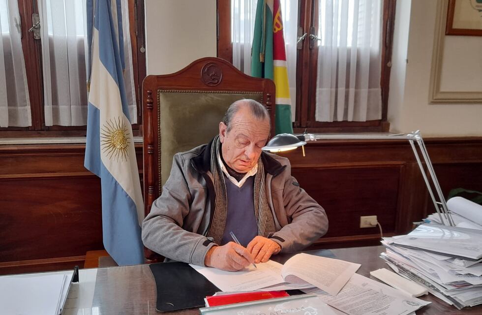 Tres Arroyos: Firma de convenio con la Universidad Nacional De La Plata