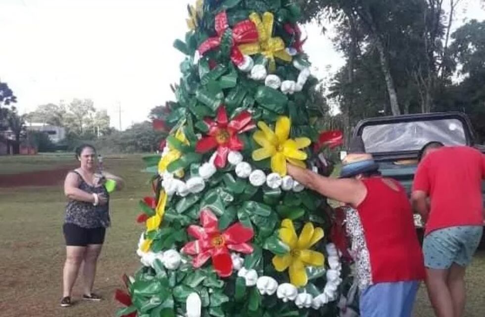 Montecarlo: por Navidad vecinos decoran los barrios del municipio