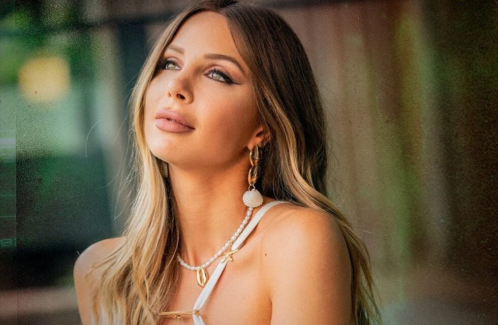 Romina Malaspina sorprendió a sus seguidores con un top transparente: “Pa’ que los haters se enojen”