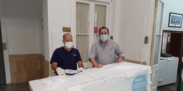 El Hospital José María Cullen quedó equipado con un freezer y un grupo electrógeno. (@joosevillagran)