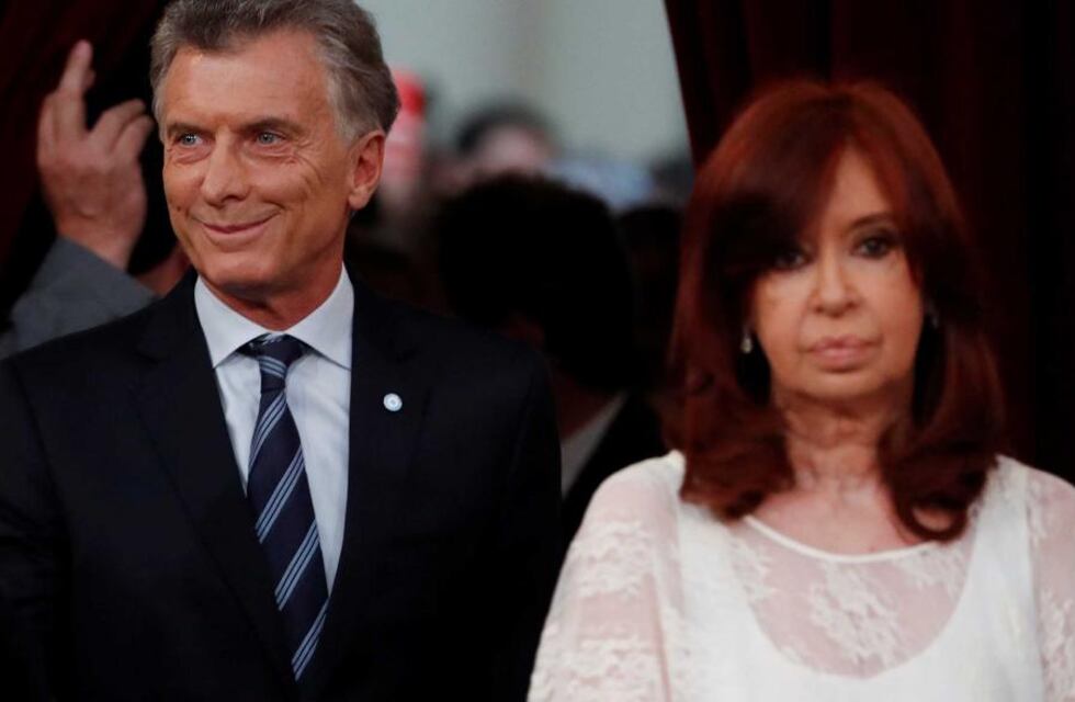 Mauricio Macri no va a la indagatoria y Cristina Kirchner dice que se “burla” de la Justicia