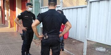 Posadas: Identificaron a 2 menores que intentaron ingresar a un edificio abandonado.